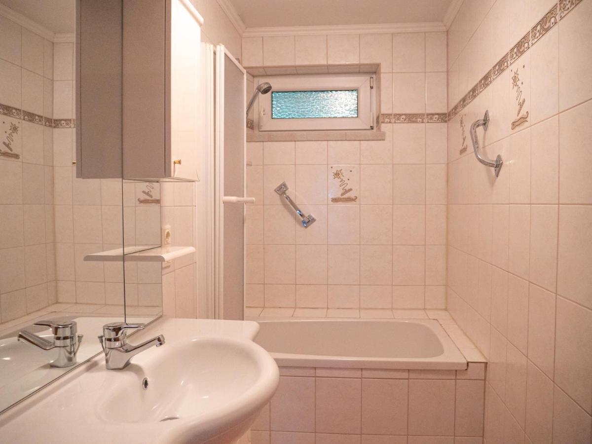 Village Apartments อาเคนเคียร์ค ภายนอก รูปภาพ