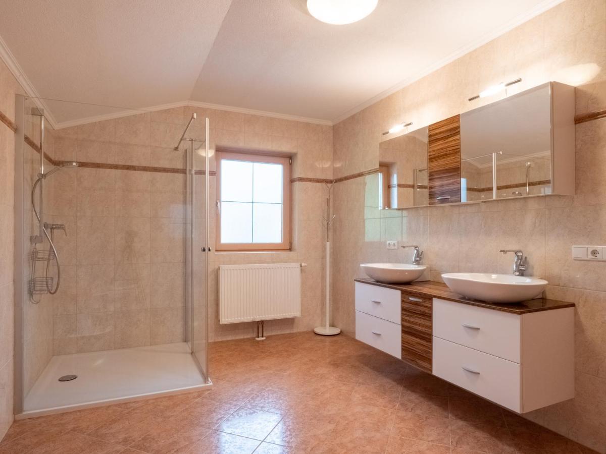 Village Apartments อาเคนเคียร์ค ภายนอก รูปภาพ